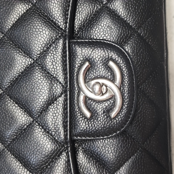 Chanel Caviar Maxi Double Flap Antique Silver HW - Picture 5 of 16